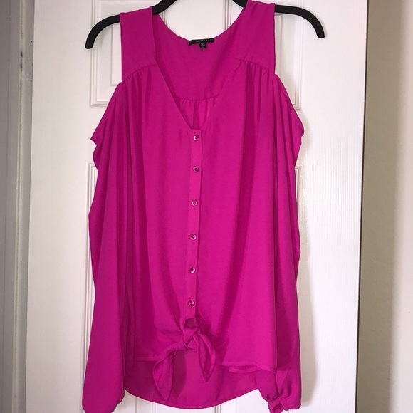 XOXO Tops - XOXO hot pink cold shoulder top